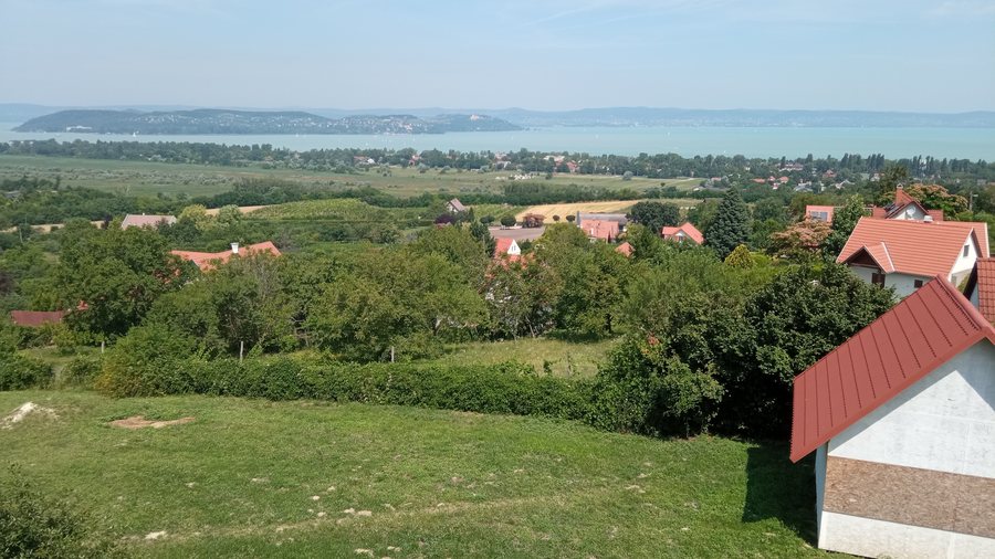 File:Zamárdi, Kőhegyi-kilátó-5.jpg